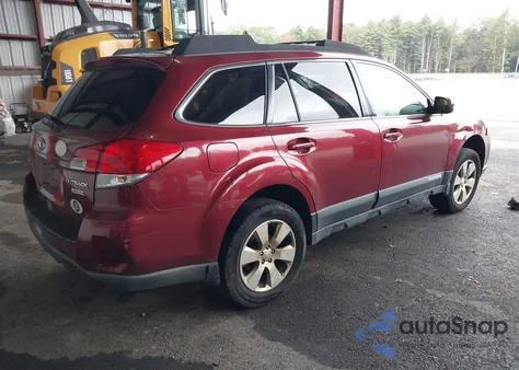 2011 Subaru Outback 2.5I Premium z USA, uszkodzony, nr VIN 4S4BRBCC5B3438901